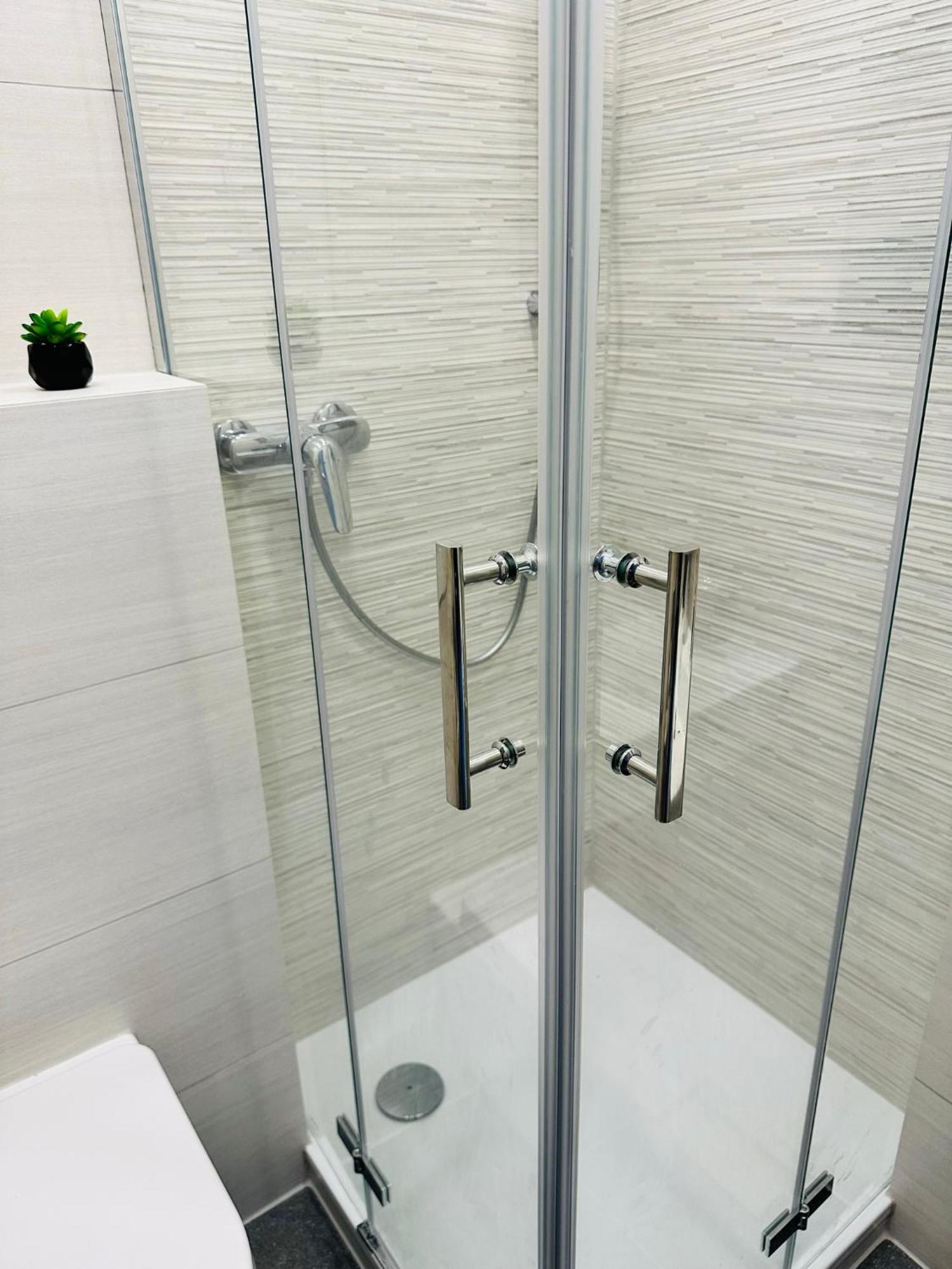 Fewo Sky21 * Langen Exklusives Appartment Vollausstattung / Zentrale Lage *Neu* Екстер'єр фото